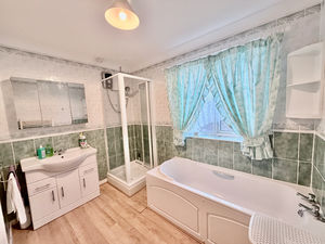 Photo 1- click for photo gallery